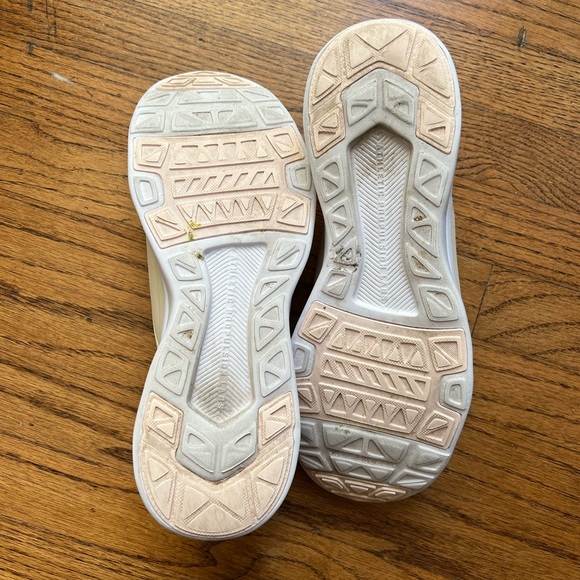 APL techloom bliss size women’s 10 in light pink - Picture 7 of 8